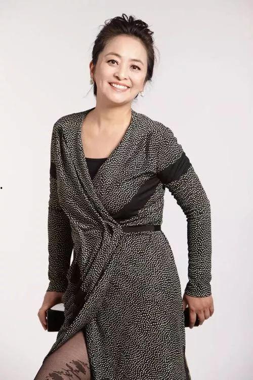 李勤勤爆料二婚完整视频,完整视频揭秘婚姻真相